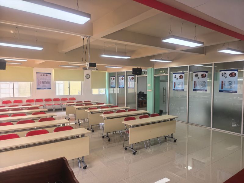 四楼学习室